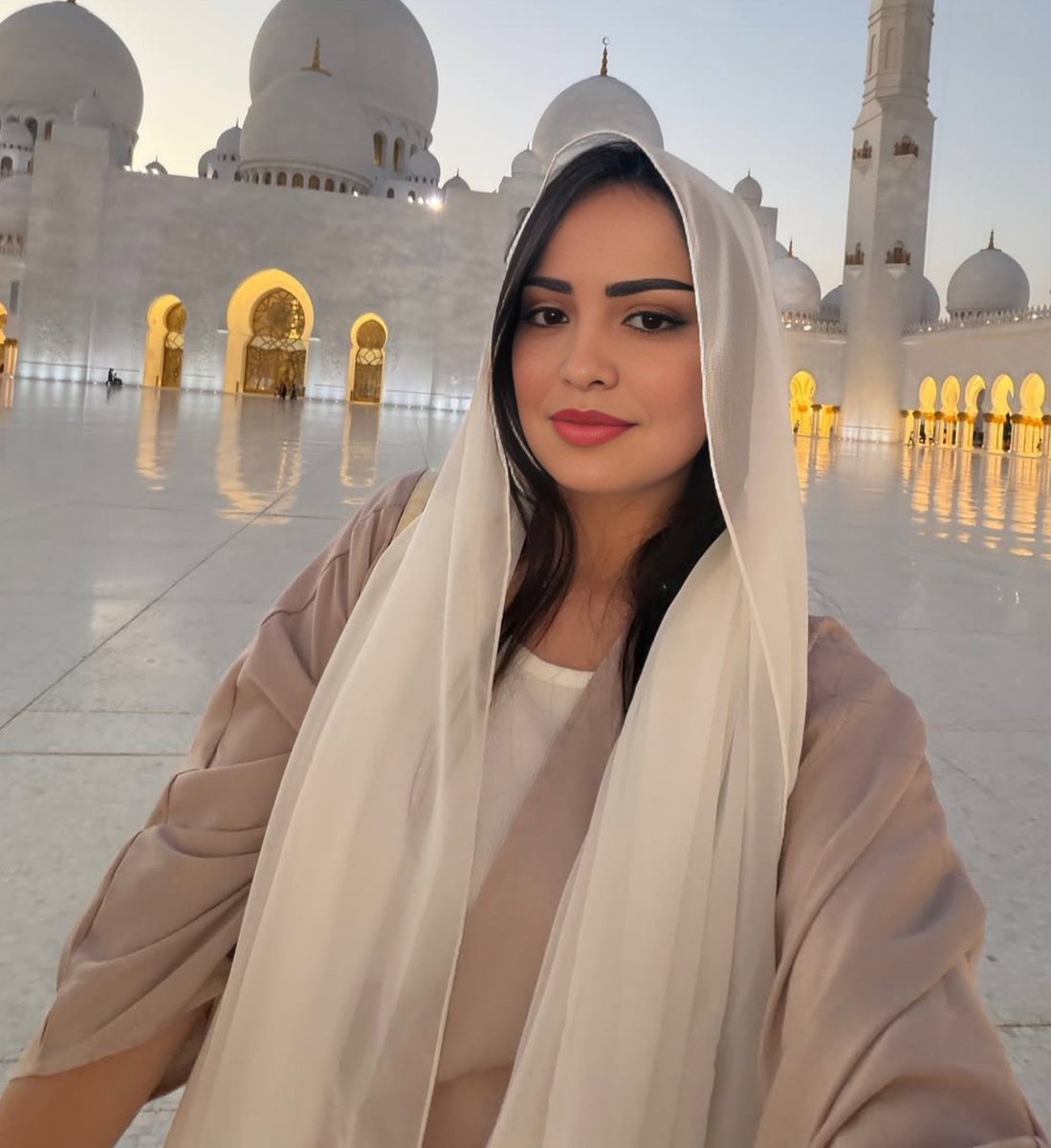 nmjakv's tweet photo. وش الأهم في حياتك؟

الحب

الفلوس

الصداقة .....

؟

م https://t.co/zZQUnfQAPq