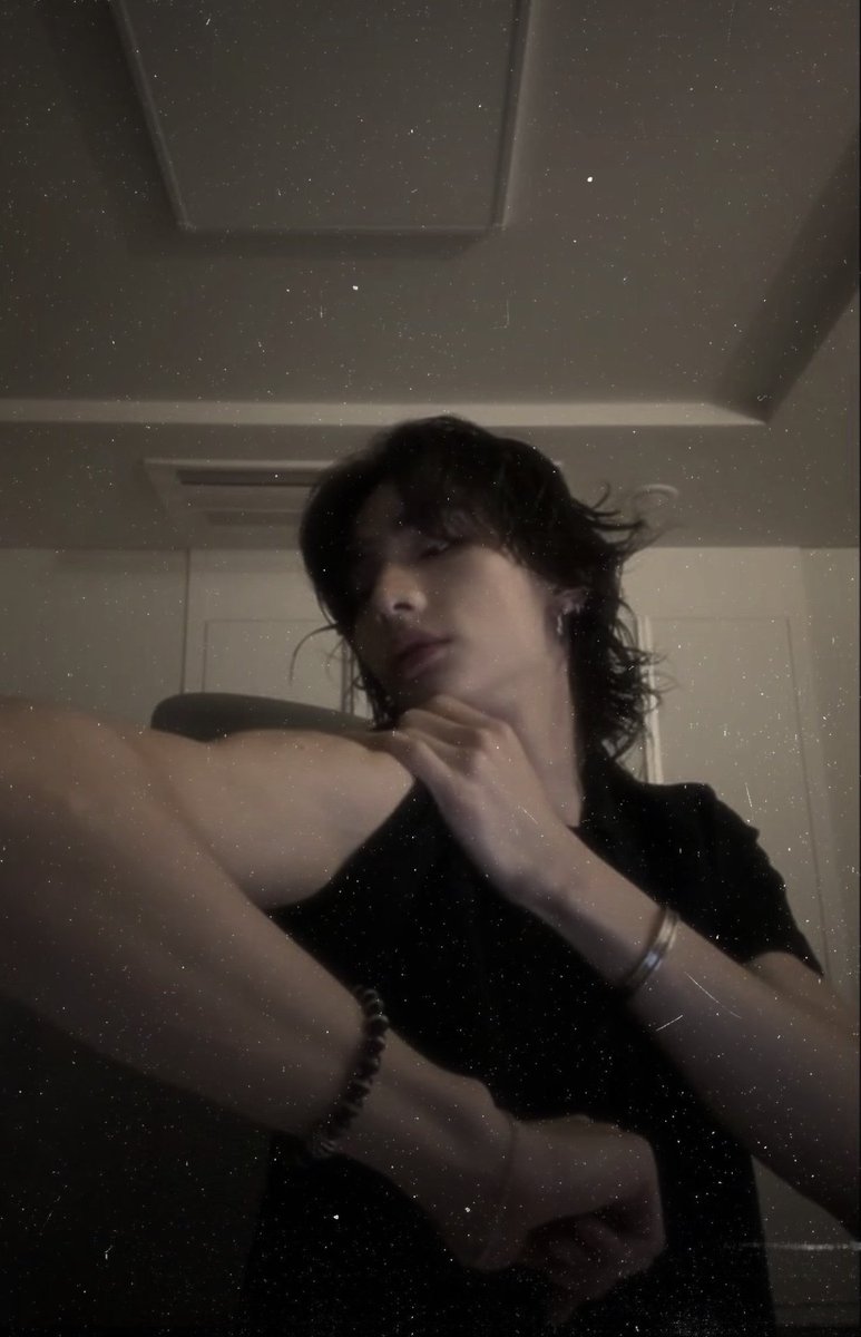 ojitosdebobaaa's tweet photo. ㅤㅤㅤℱriend request ;;

Name: Benjamín.
Age: 21.
Zodiac sign: Leo.
O.S: Bisexual.
Color fav: Rojo. 

(+) Dormir temprano, rave, regalos, arte, manga, anime, aot, spiderman. 

ㅤㅤㅤㅤ🤍 4 dm. https://t.co/WUOQrI3mhB