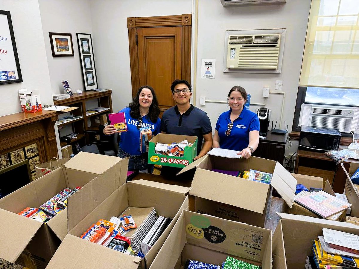CentralHudson's tweet photo. Every child deserves to start the school year ready to learn. ✏️📚🎒

Central Hudson employees collected and sorted school supplies for the United Way of the Dutchess-Orange Region's Back-to-School Drive, helping local students start the year prepared.

Thank you to everyone who donated and volunteered! 💙

#BackToSchool #UnitedWay #GivingBack