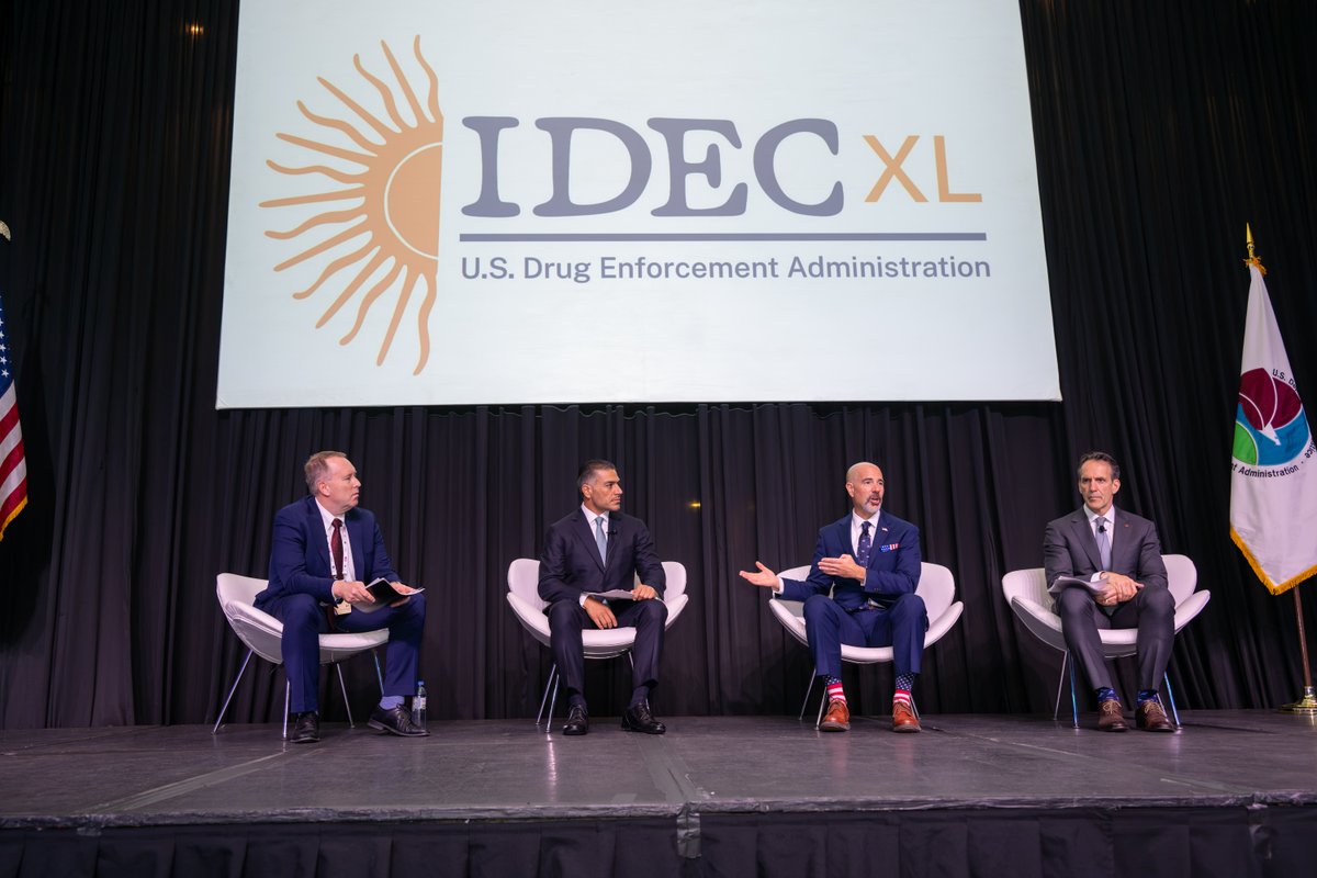 DEAHQ's tweet photo. At #IDEC2026, the "𝐒𝐭𝐫𝐞𝐧𝐠𝐭𝐡𝐞𝐧𝐢𝐧𝐠 𝐏𝐚𝐫𝐭𝐧𝐞𝐫𝐬𝐡𝐢𝐩𝐬 𝐏𝐚𝐧𝐞𝐥: 𝐄𝐱𝐩𝐚𝐧𝐝𝐢𝐧𝐠 𝐜𝐨𝐥𝐥𝐚𝐛𝐨𝐫𝐚𝐭𝐢𝐨𝐧 𝐛𝐲 𝐮𝐧𝐢𝐭𝐢𝐧𝐠 𝐟𝐨𝐫𝐜𝐞𝐬 𝐭𝐨 𝐩𝐫𝐨𝐭𝐞𝐜𝐭 𝐭𝐡𝐞 𝐀𝐦𝐞𝐫𝐢𝐜𝐚𝐬" brought together #DEA Administrator Cole, Omar Hamid García Harfuch (Mexico’s Secretary of Security and Citizen Protection), and Kevin Brosseau (Canada’s Fentanyl Czar) for a powerful discussion on cross-border strategies, and efforts in combating drug threats and transnational cartelsacross our hemisphere. Their united vision and collaboration are paving the way for a safer, stronger Americas. #DEAPartners  #IDECXL

@SSPCMexico
@TheJusticeDept
@WhiteHouse