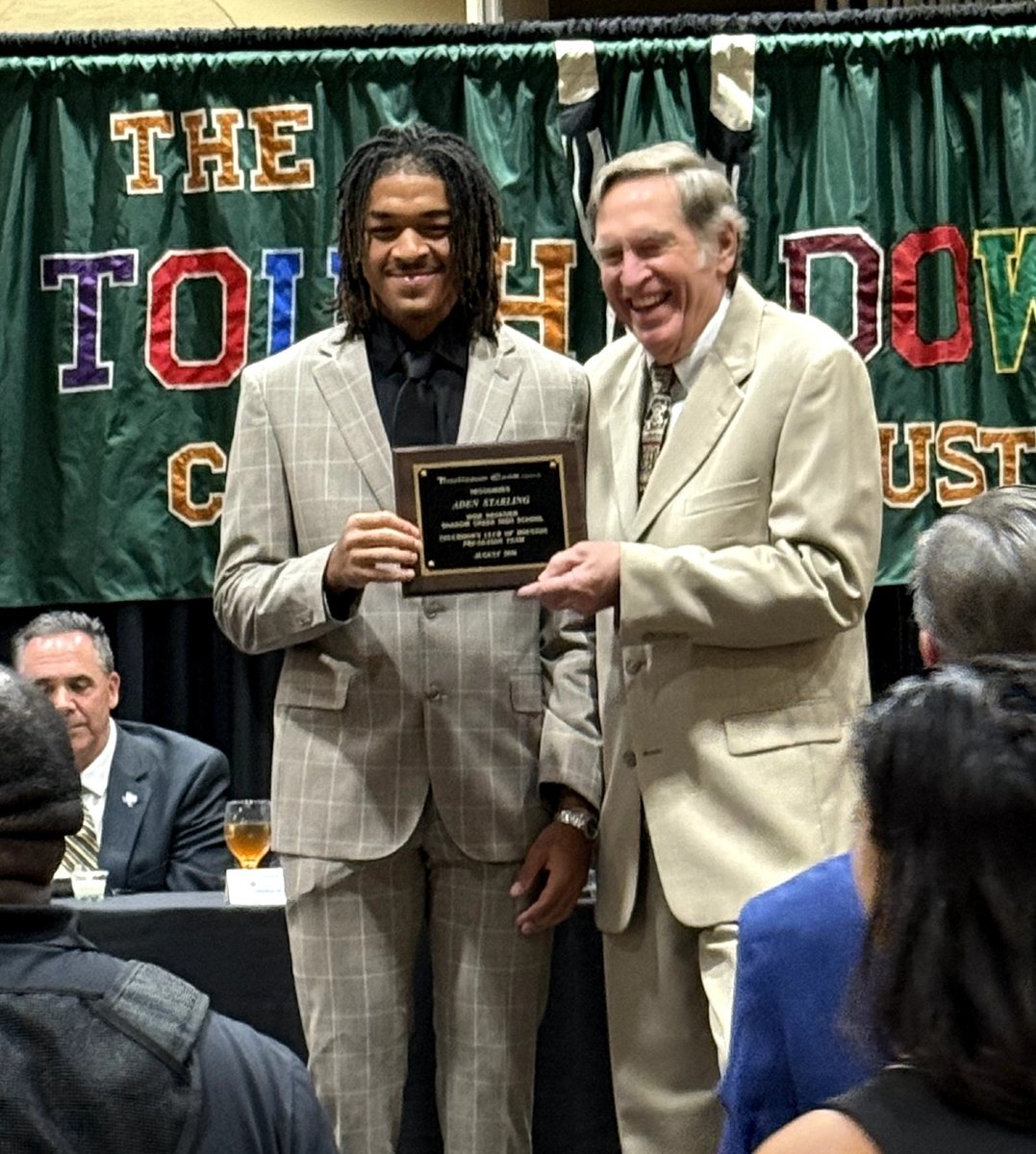 SCSharkFootball's tweet photo. Big-time congratulations to our guys on being named to the Touchdown Club of Houston Preseason Team! ๐
This recognition was earned. The work, discipline, toughness, and commitment these young men have put in continues to show.
Keep working. Keep competing. #FINS #Texas #Football https://t.co/1jywMVagNe