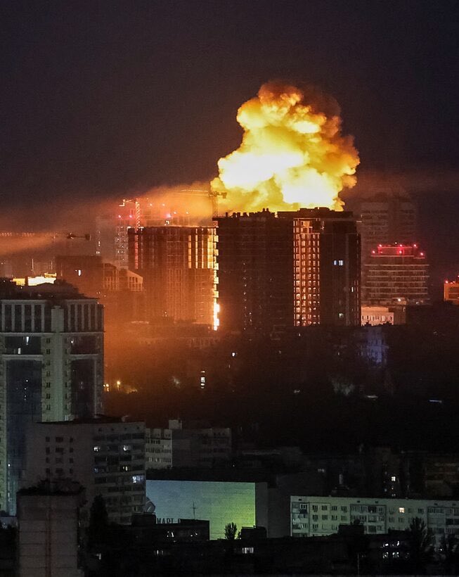 mhdksafa's tweet photo. These are images of Moscow and Kyiv burning. For you uneducated, untraveled, never-served, warhawks licking your chops of bombs. They are not some low population desert. There are families, children, pets, regular working class people with dreams. You're sick to want war. https://t.co/ztEYsyIhgD