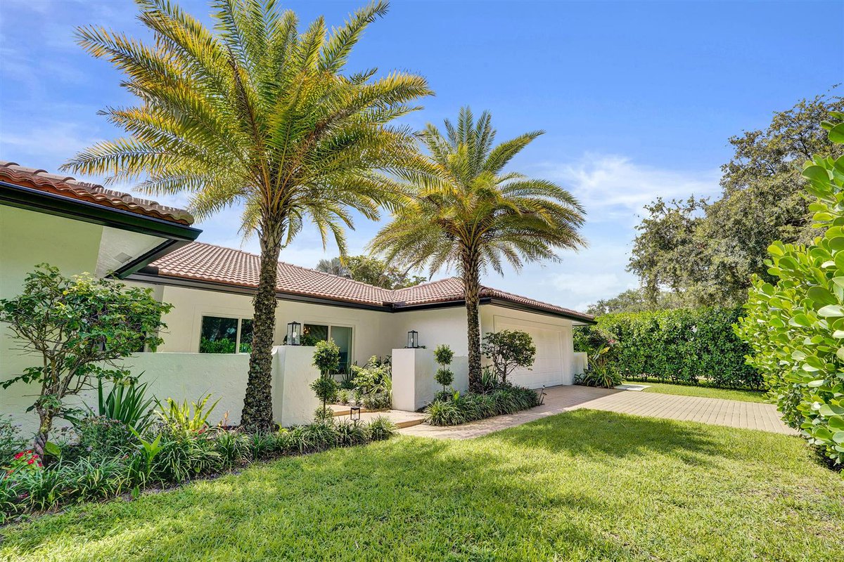 thebolookiteam's tweet photo. This is an excellent combination of house and neighborhood! Call, text, or direct message for details. https://t.co/O920I9wUno