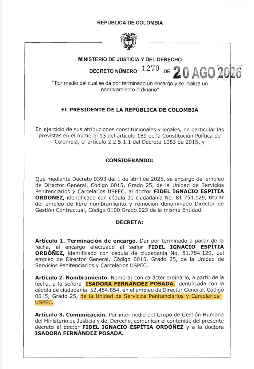 AnaErazoR's tweet photo. Acaban de entregarle la USPEC, una de los fortines burocráticos más apetecidos por los políticos por manejar asuntos tan sensibles como la alimentación, la salud y la infraestructura penitenciaria, a Isadora Fernández Posada.

Fernández Posada es hija del abogado Juan Fernández Carrasquilla, quien fue defensor de Carlos Alonso Lucio @carluciolopez. 

En 2012, cuando @MoralesViviane era Fiscal General, Fernández Posada fue nombrada directora Administrativa y Financiera de la seccional Bogotá de la Fiscalía, nombramiento que en su momento ya generó cuestionamientos públicos precisamente por ese conflicto de intereses. 

Oiga, @Danielbricen, ¿esta hoja de vida y este cargo también salieron del famoso “Banco de Talentos” de la Patria Milagro? ¿Alguien sabe si a @Danielbricen le quitaron los datos y el wifi?