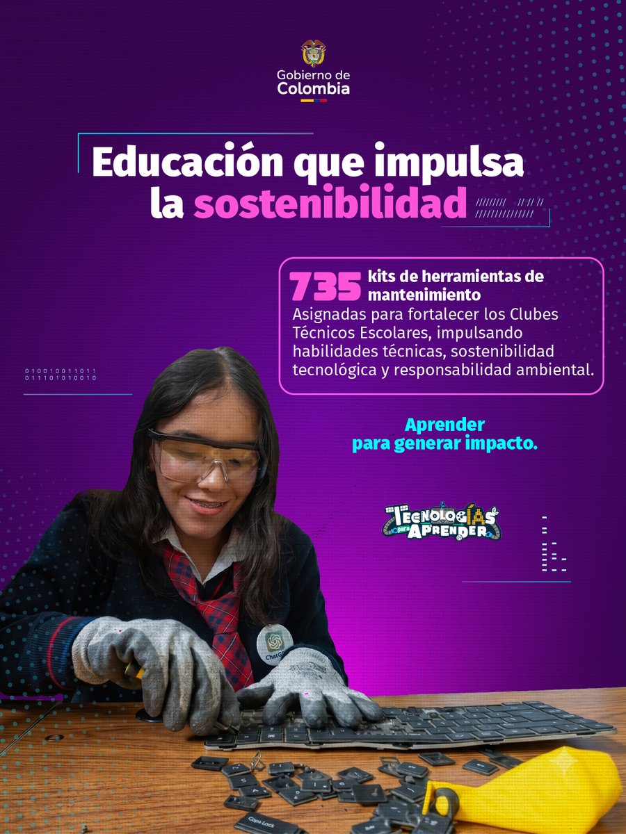 CompuParaEducar's tweet photo. La basura electrónica es resultado de no saber que podemos reparar.

En #Colombia se generan toneladas de residuos electrónicos al año. Con los #ClubesTécnicosEscolares formamos a docentes y estudiantes en una cultura reparadora que promueve el cuidado del planeta desde el aula. https://t.co/GnI16gSGiR