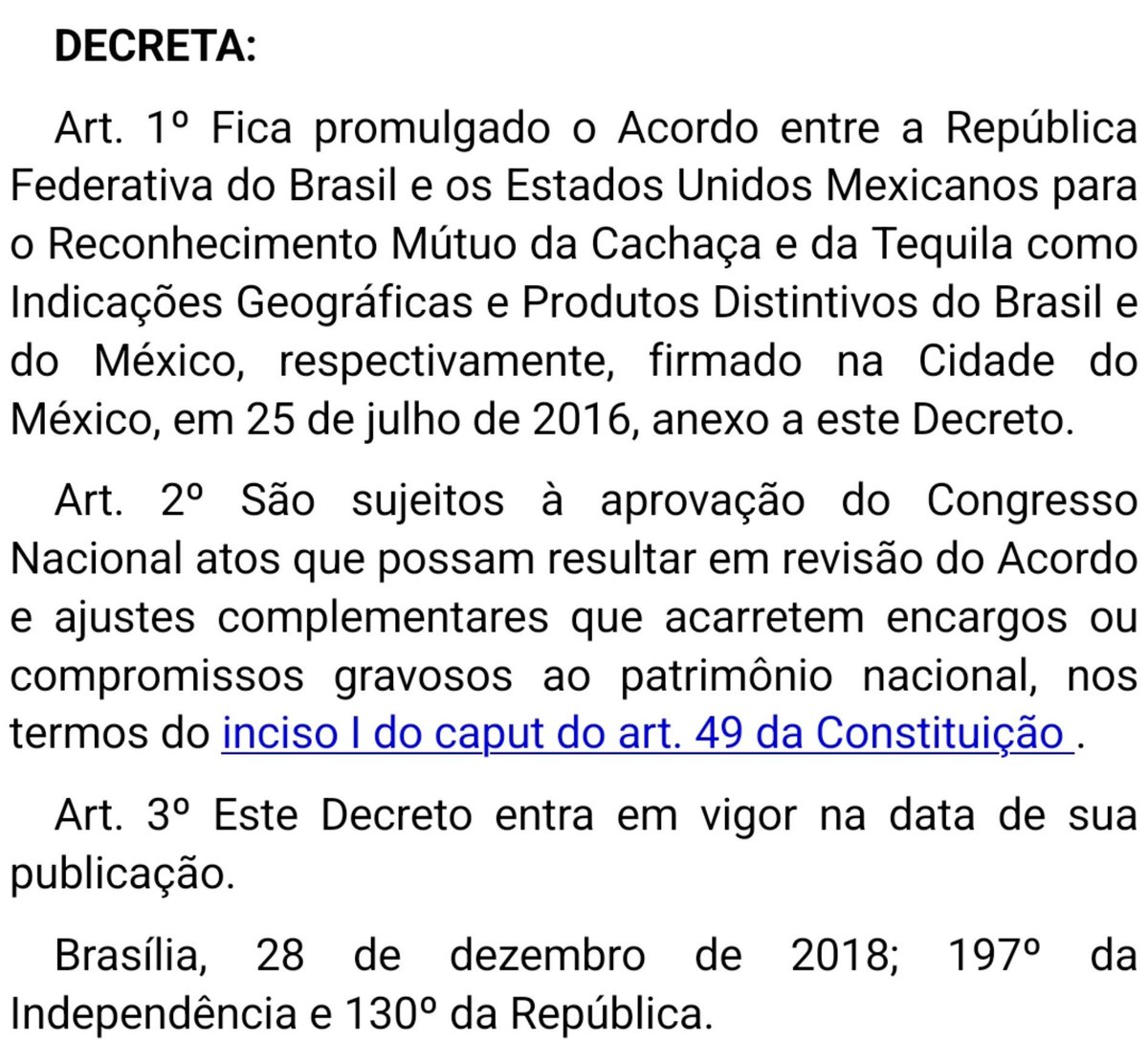 her_nick_'s tweet photo. Mdss é real e a lei da cachaça reconhece a tequila também https://t.co/d35I0a3FnH