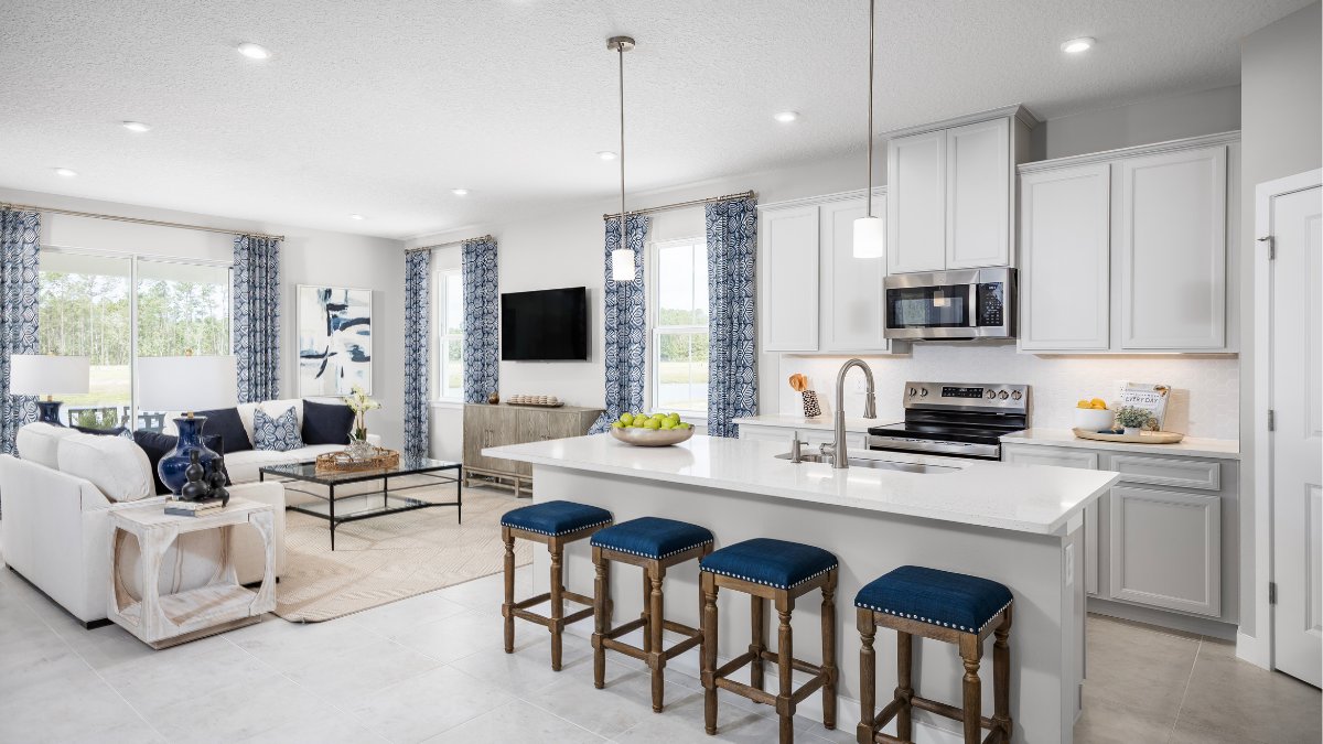 RyanHomes1948's tweet photo. A thoughtfully designed kitchen makes all the difference. ✨ 

Combining functional layouts with elevated finishes, Ryan Homes kitchens create spaces that are as beautiful as they are practical for everyday living.

#RyanHomes #NewConstructionHomes https://t.co/KX2pEfo24e
