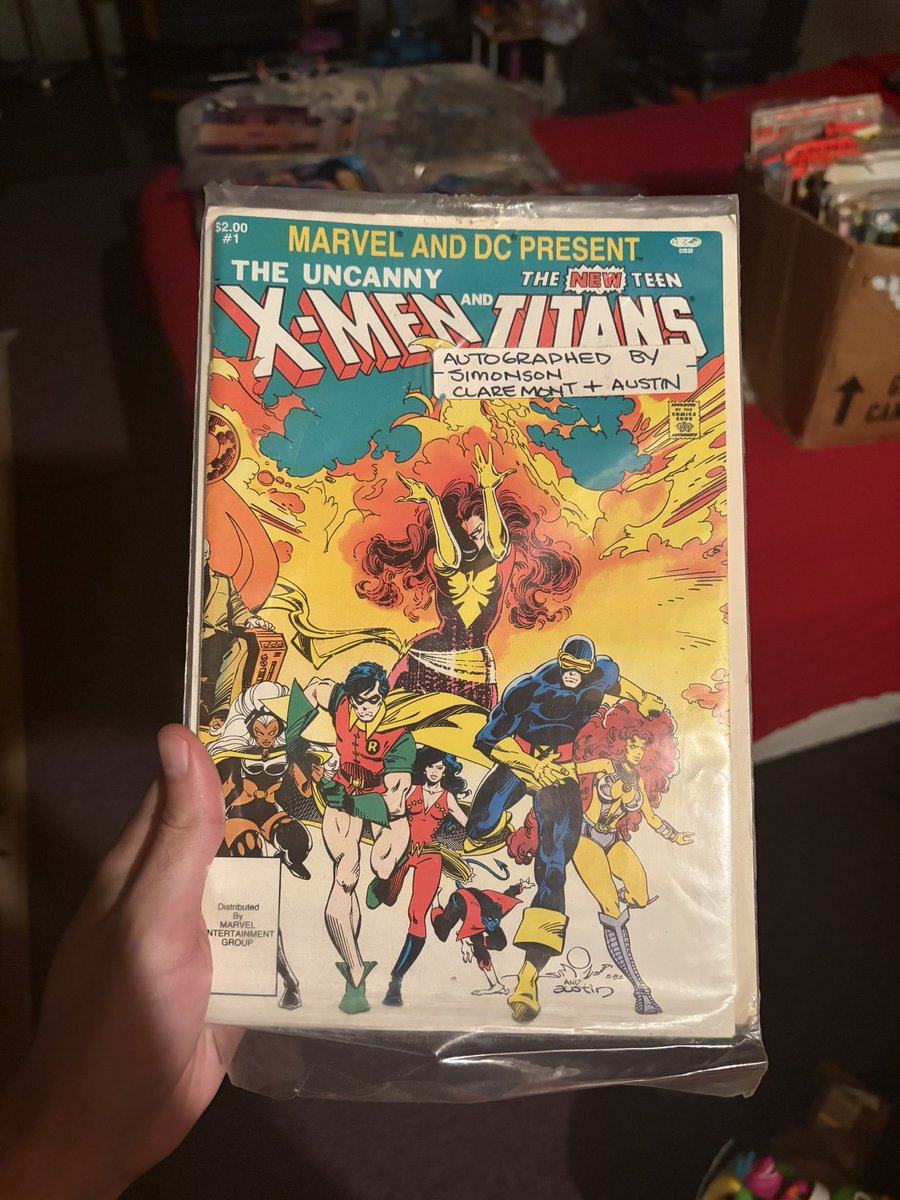 DarkOfTheMovie's tweet photo. Found the grandparents/uncles stash of comics🫪 https://t.co/ZdVa8MFslH