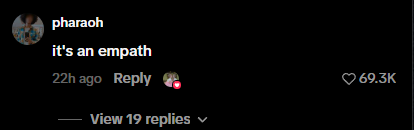 jon_sol_'s tweet photo. I just found the next squirrel runner that is blowing up on tiktok right now 

The Empathetic Squirrel

they have even named him in the comments and are calling him "nuts"

everyone is also saying he is an empath 

https://t.co/UwqYrdxK4O

over 2 million views in just a day https://t.co/g5oxVKF16Q