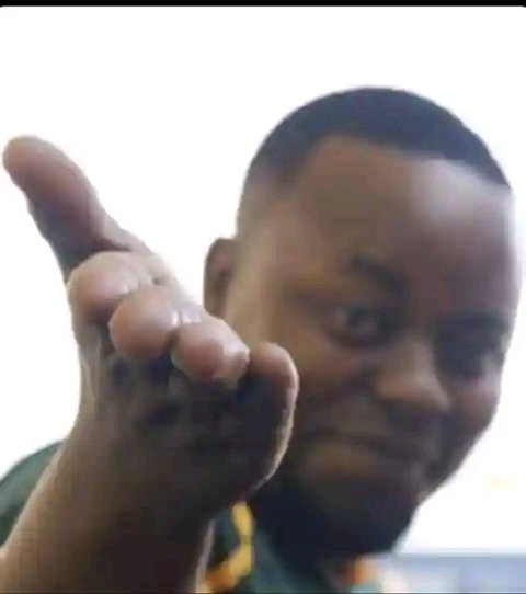 AsmalHanx32s's tweet photo. @ndlondlo45 manje tissue?🤣 https://t.co/eNnd1Pckoq
