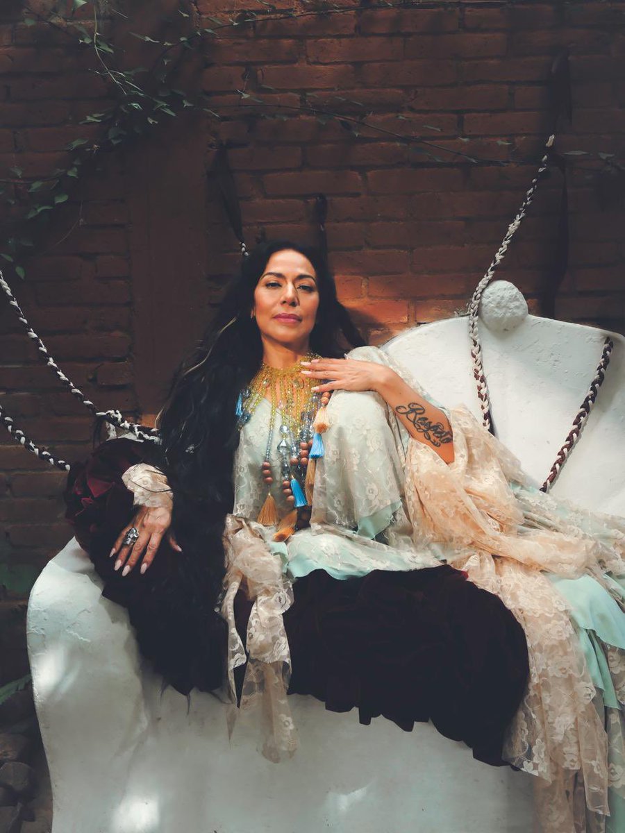 liladowns's tweet photo. ¡Mi gente, nos vemos este Domingo 01 de Noviembre a las 07:00pm en el Auditorio Nacional CDMX, vamos a bailar cumbias y a cantar unas rancheras, no se lo pueden perder nos vemos ahí! 💪🏾🌎❤️‍🔥

https://t.co/H1fSeo0uON https://t.co/33Dy4NWSAa