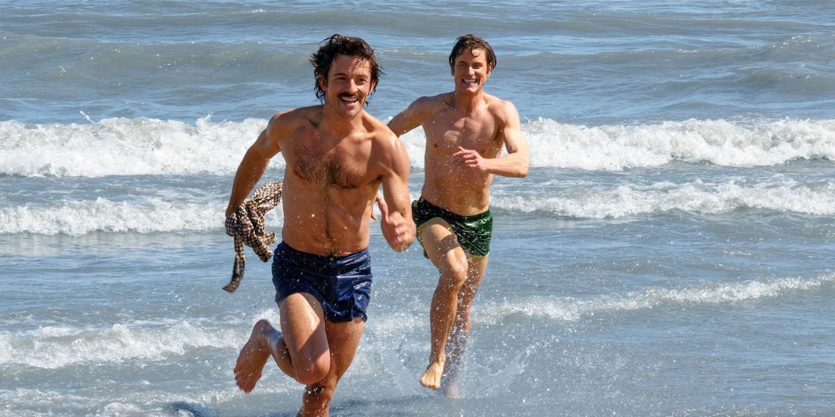 BethMyths's tweet photo. Jonathan Bailey and Matt Bomer sharing a playful moment behind the scenes of Fellow Travelers

Away from Hawk and Tim’s complicated story, this glimpse from the set shows a much lighter side of the two actors as they enjoy some fun between takes.

It’s always nice seeing the chemistry continue even when the cameras aren’t rolling.