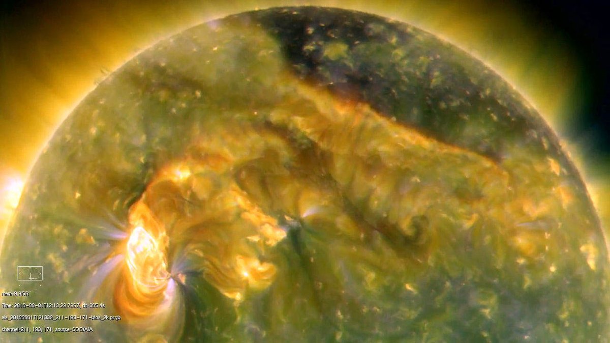 FansOfAPOD's tweet photo. After a long solar minimum, the Sun is no longer so quiet. On August 1, this extreme ultraviolet snapshot of t
See more: https://t.co/WSyPtfhjwG https://t.co/0vYdx2pdIh