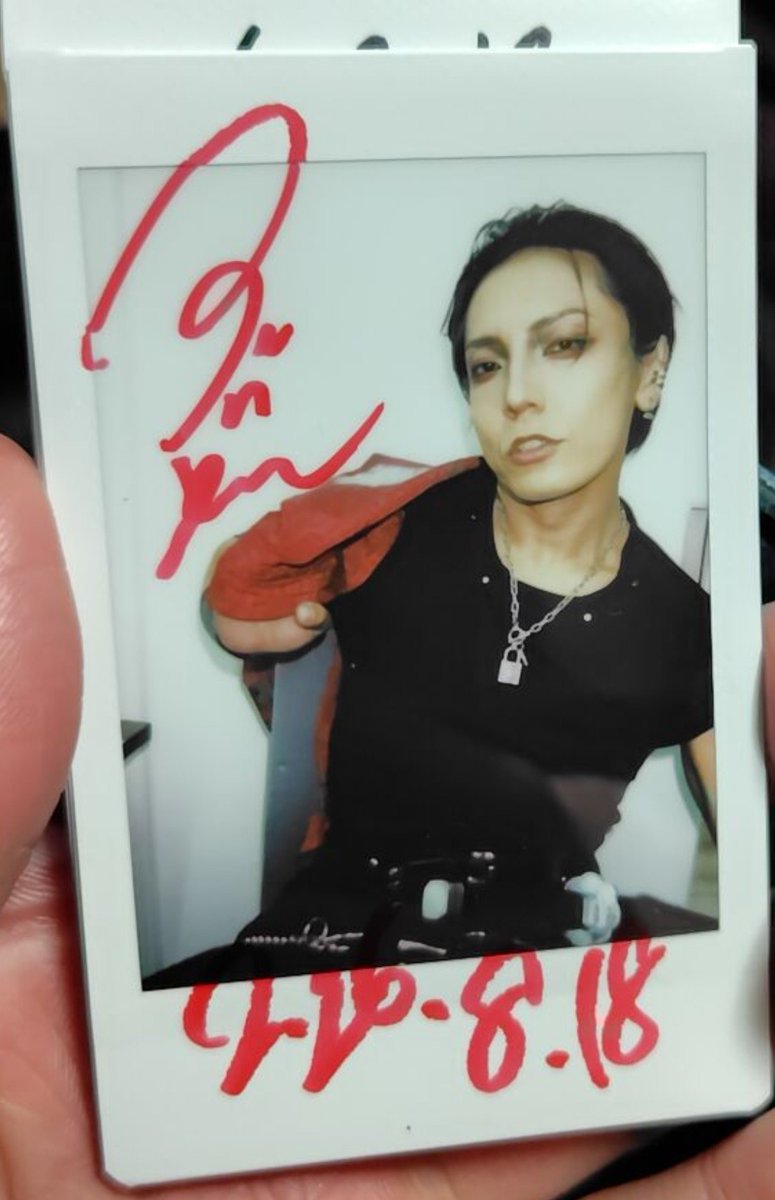 nkmrmk37's tweet photo. 2026.8.18（火）
#忍者隠密隊BCA
#イトイズント
#六郎シーナ

初めましてのイトイズントさんめちゃくちゃよかったしHANZOさんの生誕ライブもちょい悪のBCAもめちゃくちゃよかった😊
ステキな出会いもいっぱいあって楽しい時間になりました😊
またコラボしてくれるといいな😊 https://t.co/04Oj4H5ljw
