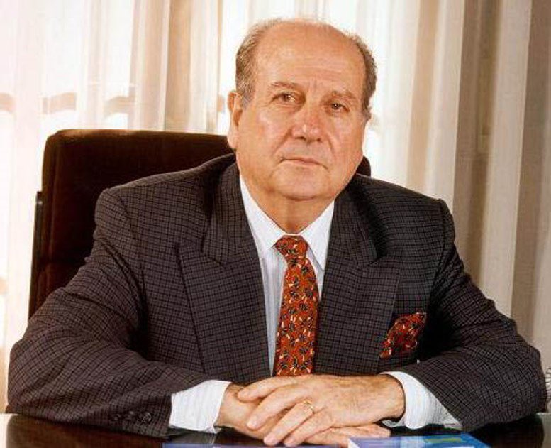 ale_rusconi's tweet photo. #Hoy se conmemora el Centenario del nacimiento de Jesús Abel Blanco quien fuera electos 5 veces Intendente Municipal de 9 de Julio, Diputado Nacional y Convencional Constituyente Provincial , un dirigente comprometido con su Pueblo y el Justicialismo. https://t.co/2Im3oxe2FX