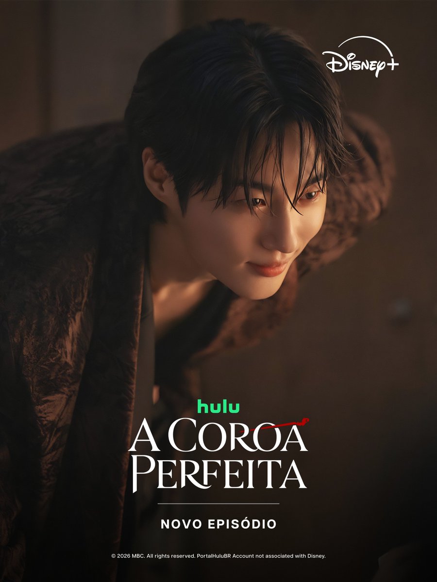PortalHuluBR's tweet photo. 🚨 VOCÊS NÃO SABEM O K-DRAMA QUE VOLTOU PRO TOP10 DO DISNEY+ BRASIL! 😱👑

A Coroa Perfeita, sucesso global do Disney+, volta para o Top10 em Séries no Brasil. 🇧🇷

#21세기대군부인 #PerfectCrown
#IU #ByeonWooSeok https://t.co/JTTNQFAuIg