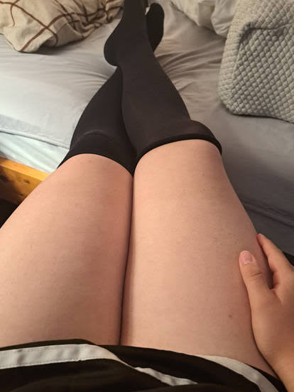 SlpyHed_Femboy's tweet photo. No one dming me makes me sad :<
#femboi #fem #gay #gai #bi #thighs #nsfw #gooner #goon #cock #bulge #horny #dm #me #nsfwtwt https://t.co/0v1tJSkh8h