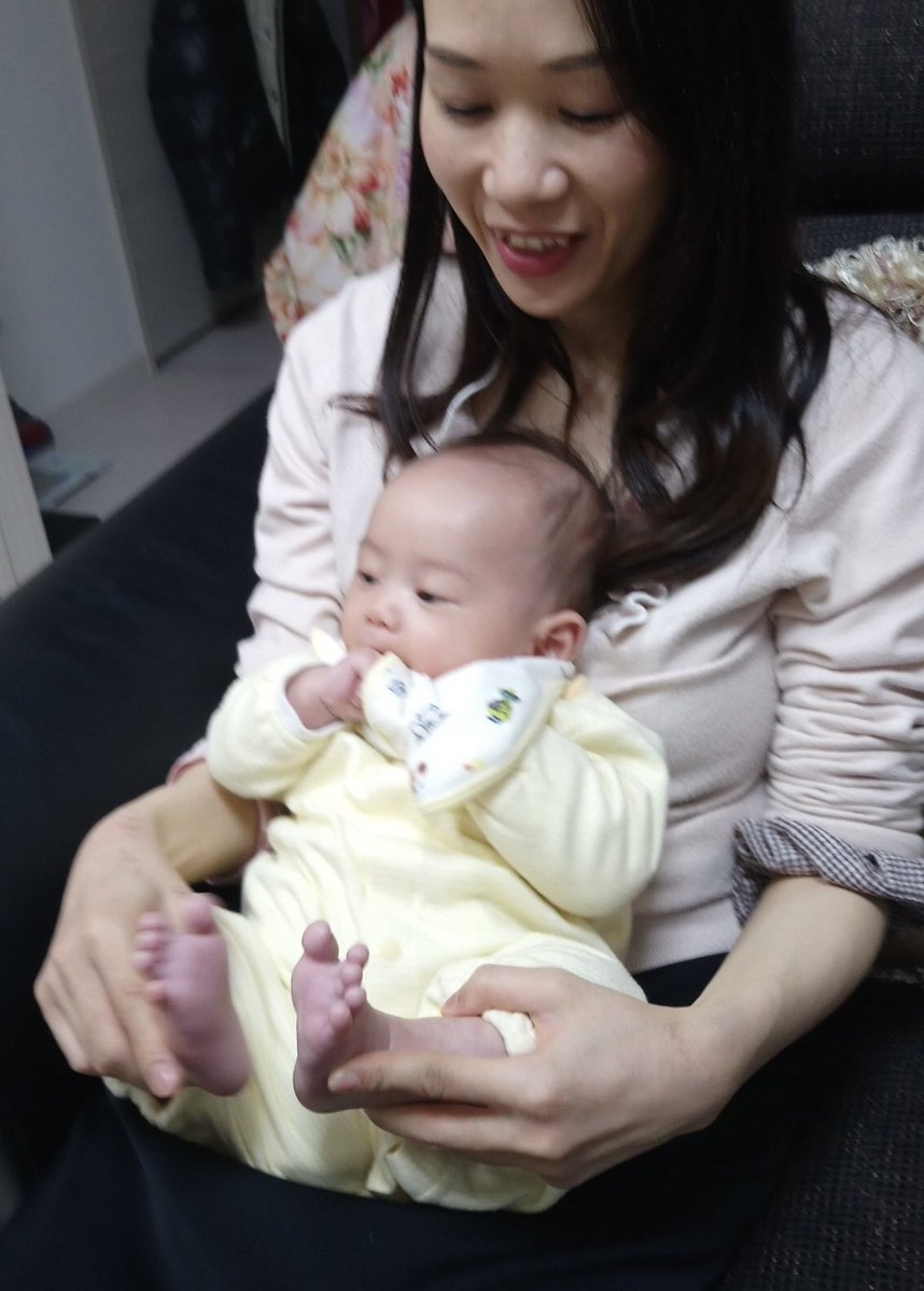 saveHINATA's tweet photo. 【虐待加害者の交際相手は、無断でひなたの(被害児の)養母になり、親権を得ました。】
【その親権を悪用し、ひなたの代理として、山本純子を訴えています。】
【虐待告発の映像を、「親権者の許可なく流した」、という理由で】
【この裁判は傍聴可能です】
また、
【訴追請求】
【神奈川県警への件】
も、
【皆さん、よろしくお願いします】お願い🙏