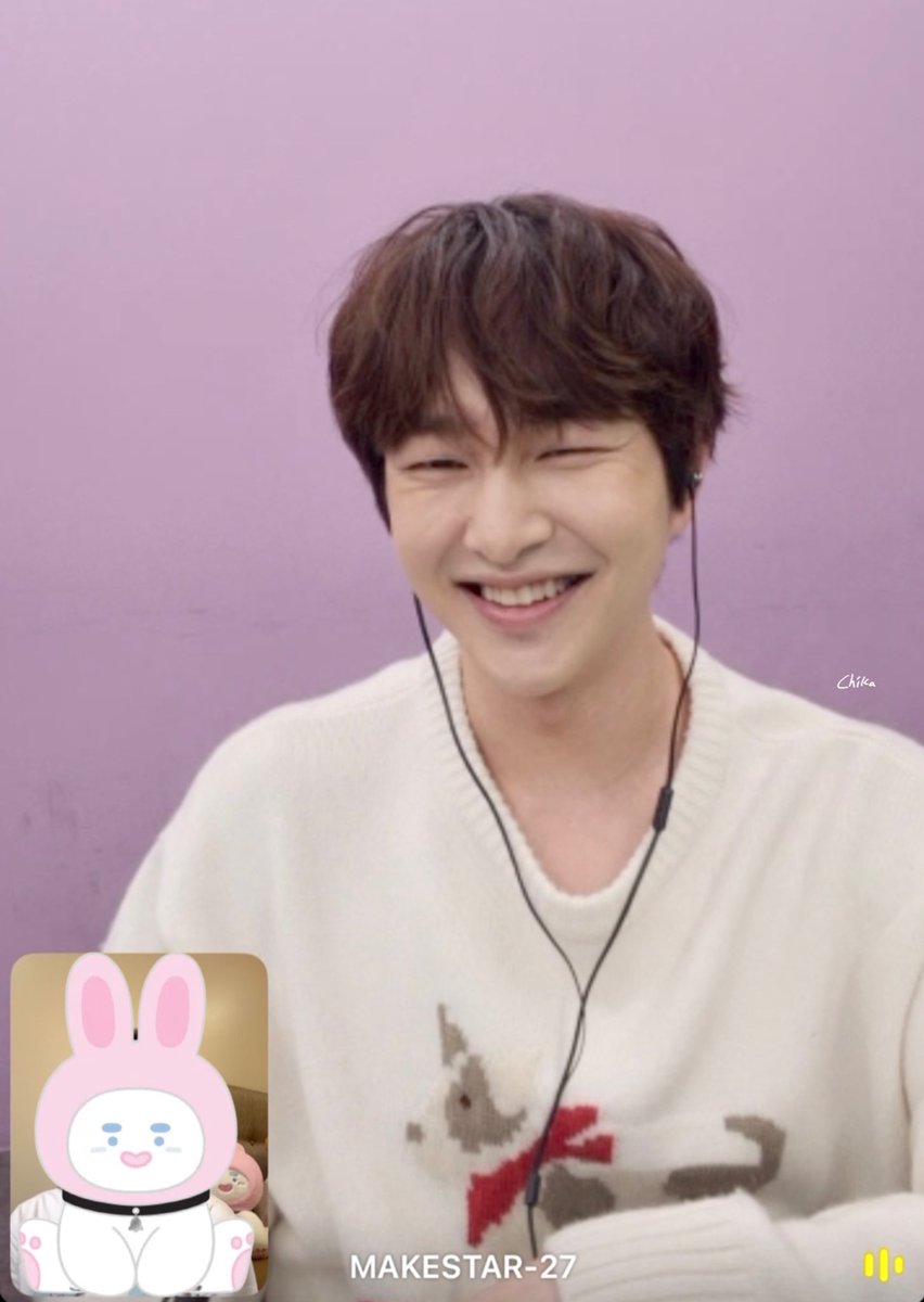 hourlyjinki's tweet photo. #온유 #ONEW #オニュ@SHINee @ONEW_GRIFFIN https://t.co/QOYVDNCf47