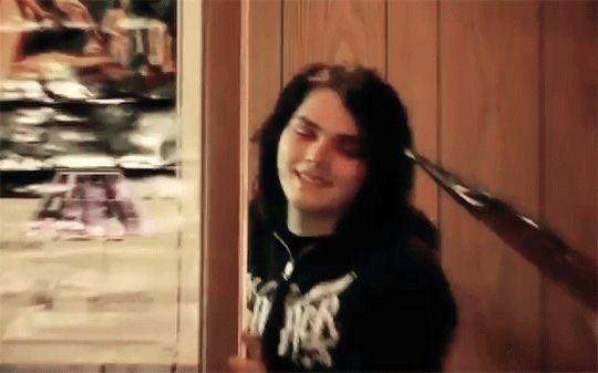 iierology's tweet photo. at a very basement gee time of my life rn https://t.co/gAe1SZ7H3g