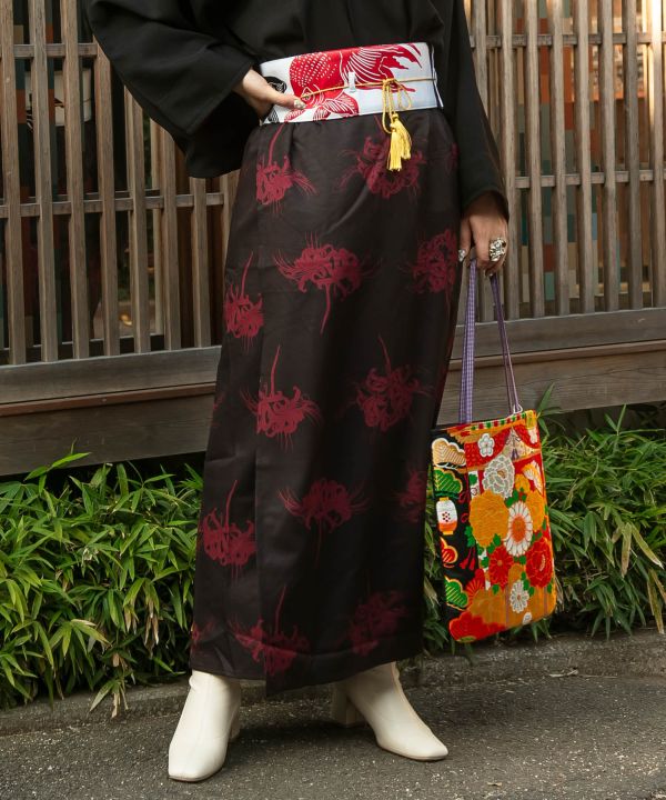 Wamonoya_Kaya's tweet photo. 【 新入荷 】

新作の衣料品、多数入荷しております✽
華やかな和装ワンピースや羽織り

📎商品一覧
https://t.co/sUV7ypgq8a https://t.co/RgLiKAqq1W