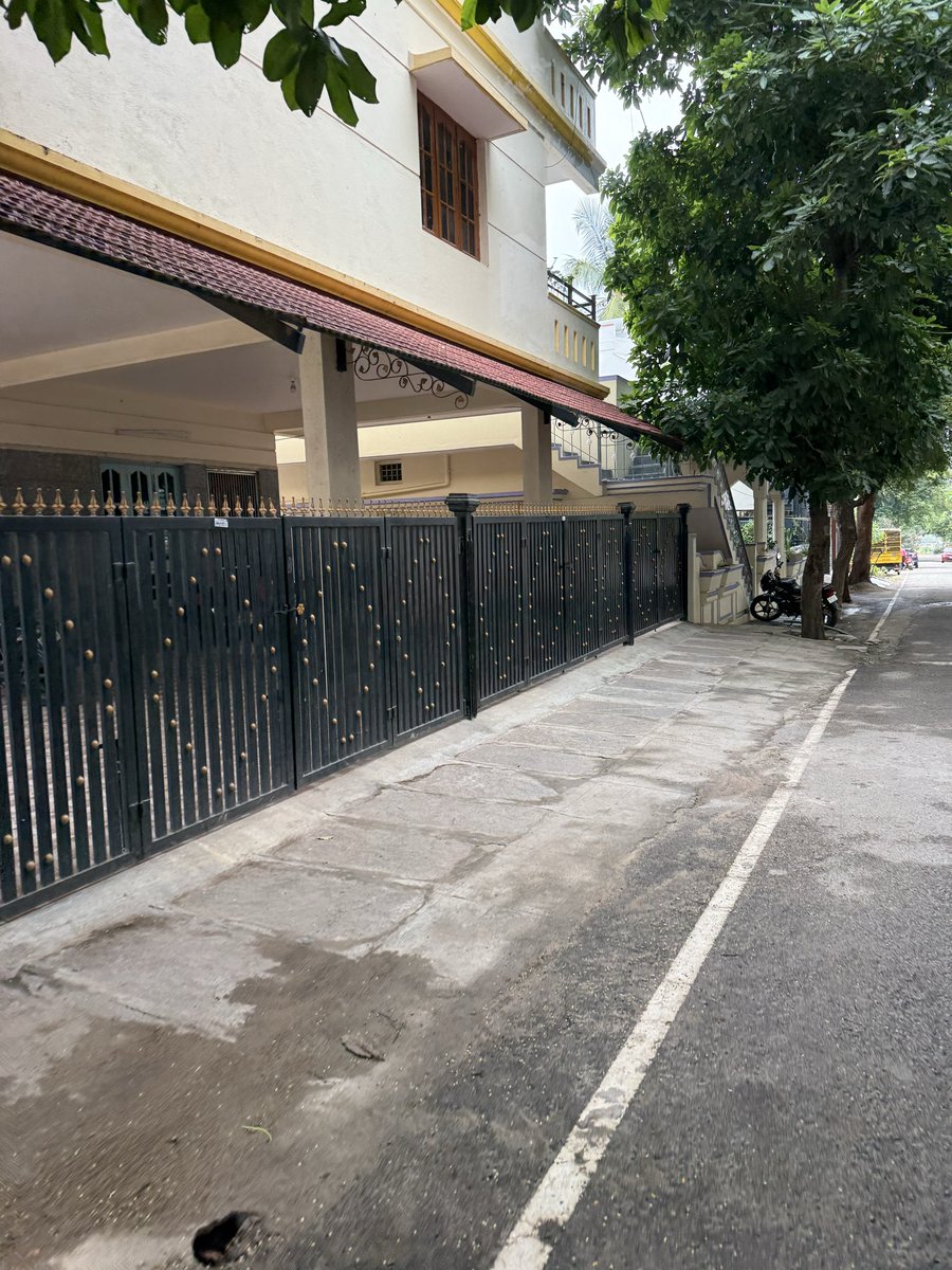 walkchaitu's tweet photo. @krishnabgowda Is this fine sir???
Been asking about a potholes from few months no action against the landowner and repair done … please take action against who did this and make them to repair this. 7 potholes made in this stretch by new construction buildings penalize them and make road. https://t.co/xi9EzbLjES