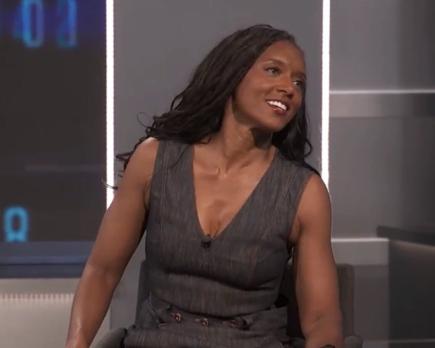 melbrown00's tweet photo. 2002 🔜 2026 ✨ 
#BB28 https://t.co/Hn82sPS9CB