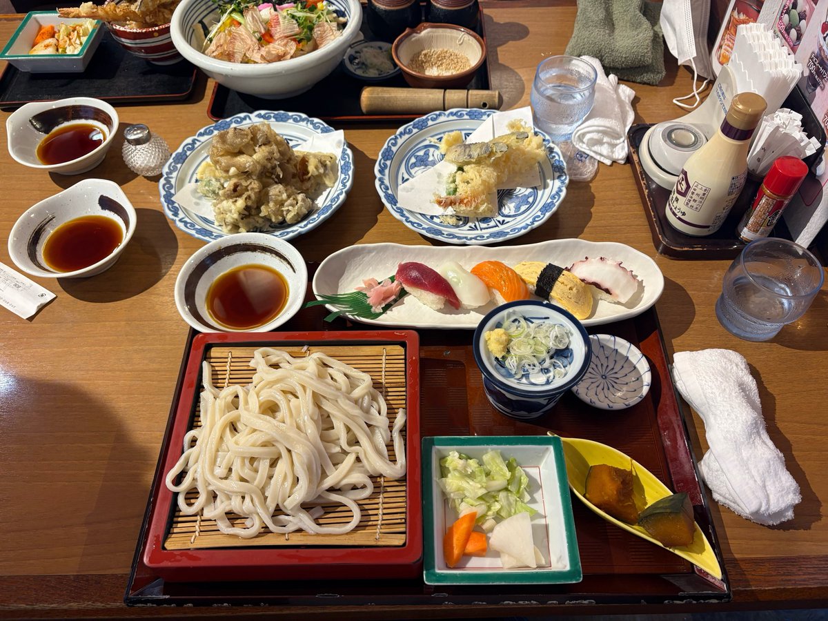 kqukqu_'s tweet photo. お昼ごはーん😊 https://t.co/iZaaakStrD