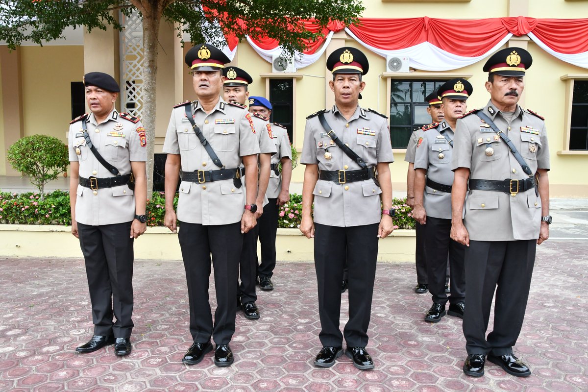 polresatim's tweet photo. Pimpin Upacara Hari Juang Polri 2026, Kapolres Aceh Timur Bacakan Proklamasi Polisi

“Dengan Semangat Juang, Polri untuk Masyarakat Menuju Indonesia Maju”. 
https://t.co/Ai6z7E9z9M https://t.co/hVDSFxOt6m