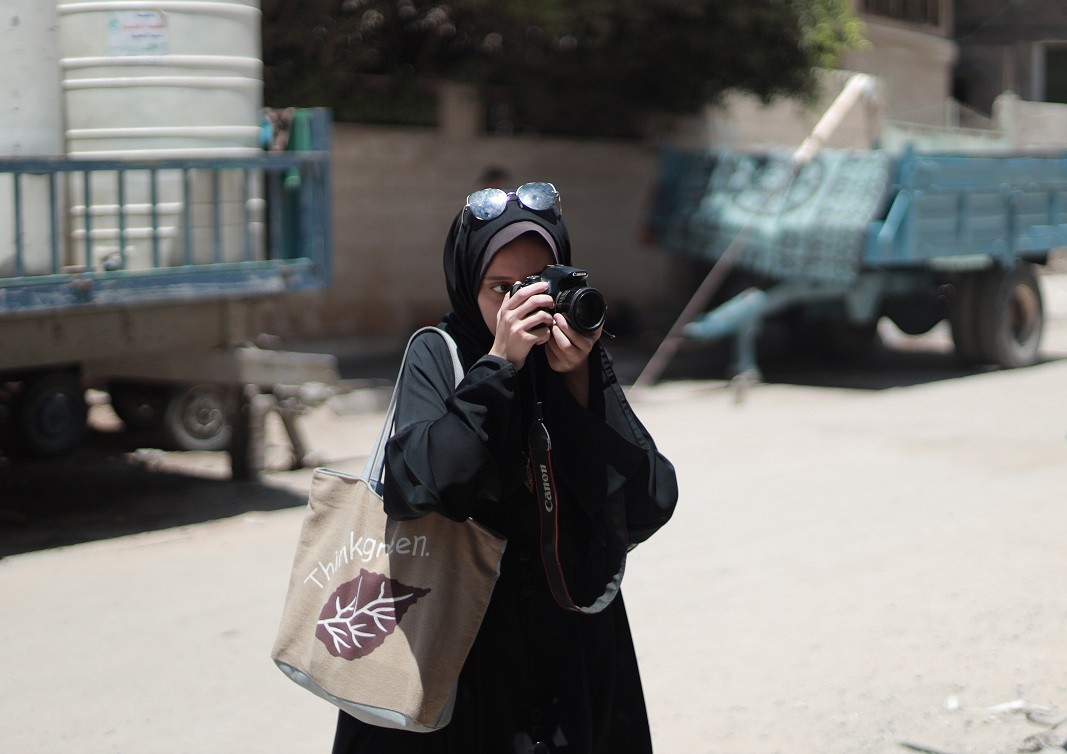 UNESCO_fr's tweet photo. Chaque journaliste doit pouvoir faire son travail en sécurité.

Le programme de l’@UNESCO_fr à #Gaza offre des outils aux professionnels des médias afin qu���ils se protègent eux et leurs histoires.

Découvrez notre engagement pour protéger la liberté d’expression en #Palestine : https://t.co/AoqdOfRLnZ #PourLesPeuples