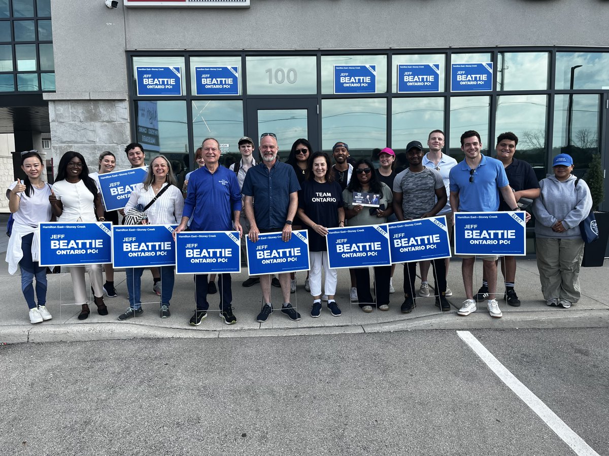 jeffbeattiempp's tweet photo. We have had some great visitors over the last week, including @PBethlenfalvy  and team for a great day of door knocking in Hamilton East-Stoney Creek. https://t.co/eJSjKBEU3F