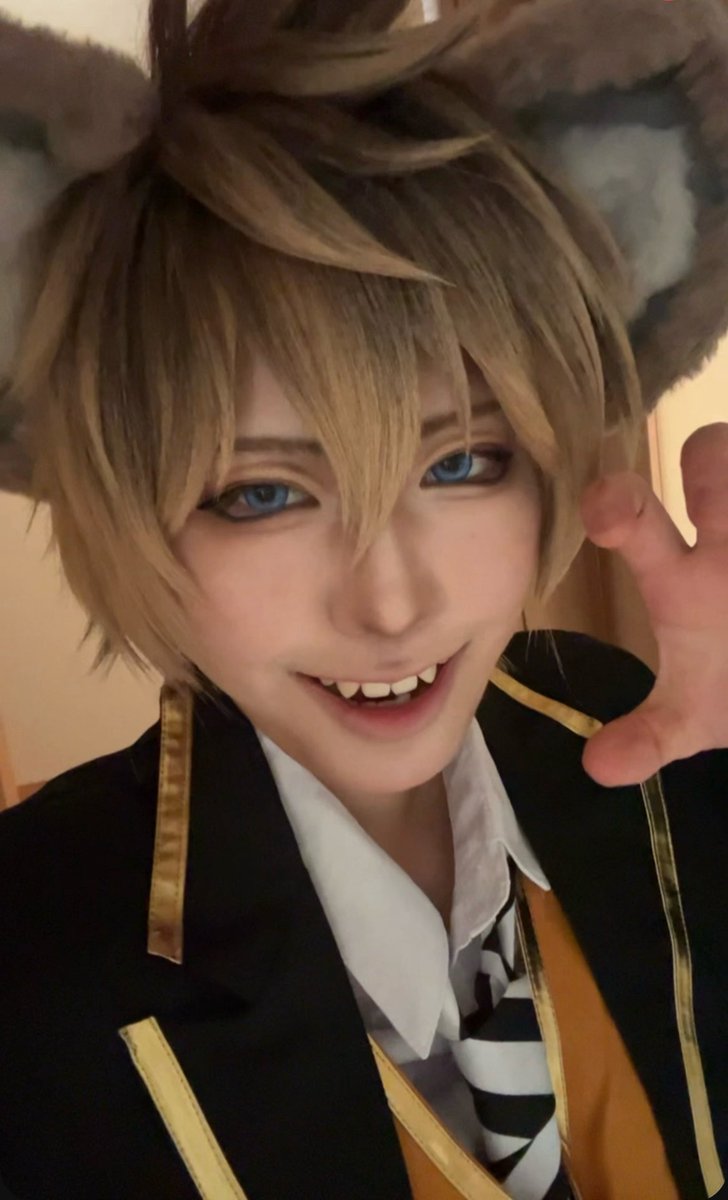 hiko3_san's tweet photo. ⚠︎︎【Cosplay/ᯒⵐﾞᯇ】

 #twst_cos  #RuggieBucchicosplay https://t.co/OmQHjbLWLb
