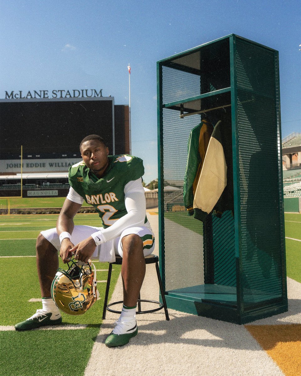 BUFootball's tweet photo. https://t.co/3lTZa93DJV