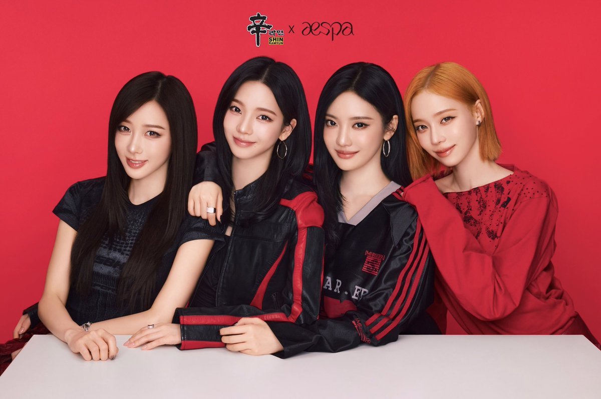 ArabSynk's tweet photo. ⟢ 260821 🪼
إيسبا لـ Nongshim Shin Ramyun.
#aespa #에스파 #Nongshim #ShinRamyun #신라면 #Arab_aespa #ærab_æespa #MYs https://t.co/sMYzq3sKXR