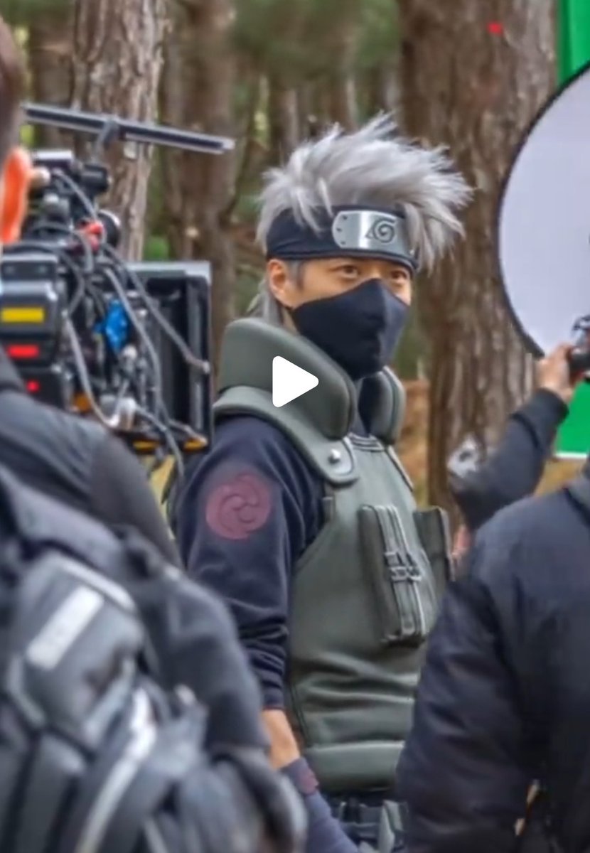 iloooodmik's tweet photo. @Bru_Baiano Lee Byung could play him. https://t.co/ETHp3FKVE9