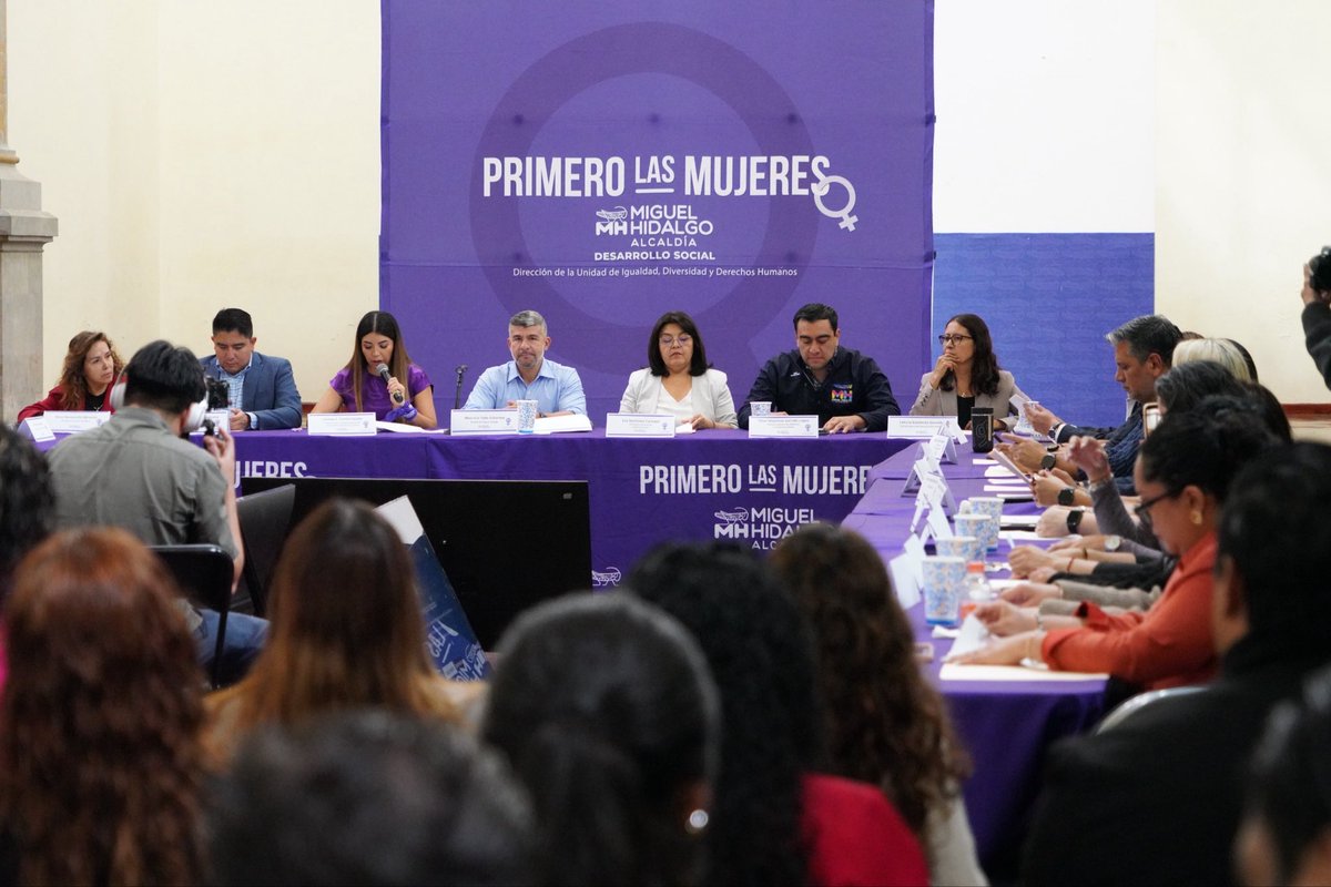 MontGalvan's tweet photo. Celebramos la instalación de la Comisión Especializada para la Atención de Casos de Acoso Sexual y Hostigamiento Sexual.

¡En Miguel Hidalgo primero las mujeres! 

Tenemos un alcalde aliado en @AlcaldiaMHmx 
@mauriciotabe 👏🏼👏🏼💜 https://t.co/dqFzRFTZBp