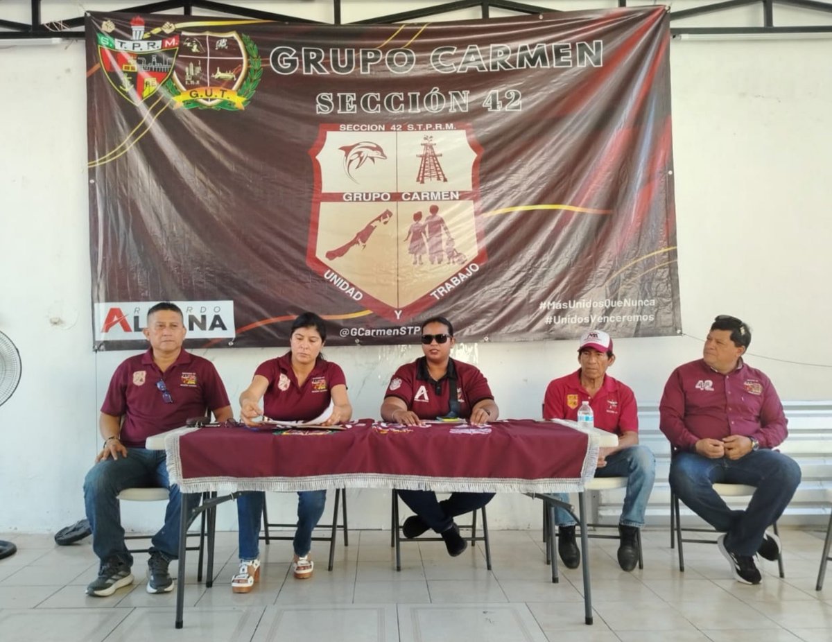 GCarmenSTRM42's tweet photo. Hoy cómo cada jueves se llevó acabo nuestra junta semanal acostumbrada refrendando la política de unidad y trabajo de nuestro líder @lgps03101  de nuestra H. @Seccion42_STPRM , 
#MasUnidosQueNunca https://t.co/sHe1JpUfBm