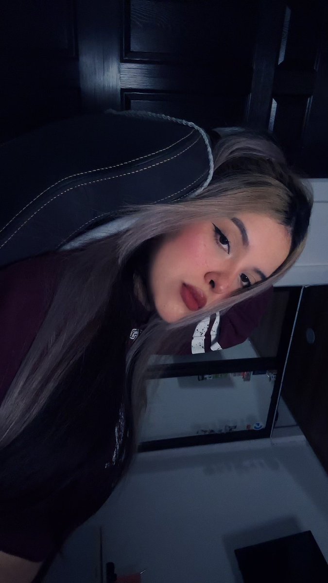 mv4lyy's tweet photo. -_- https://t.co/LDxzbcBoKg