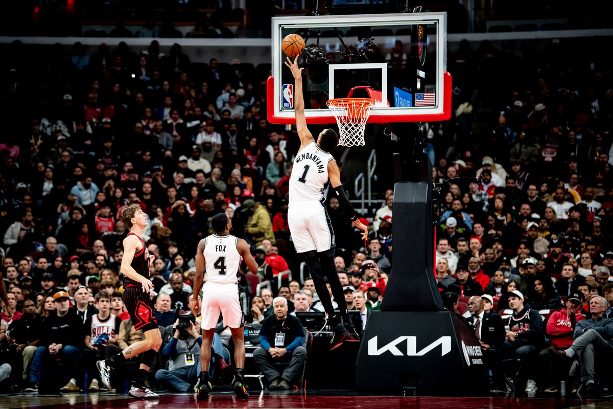 spurs's tweet photo. shoutout our Defensive Player of the Year on NBA Defense Week 👏

first unanimous DPOY and the youngest ever to win the award 👽 https://t.co/oEQHHWfUsy