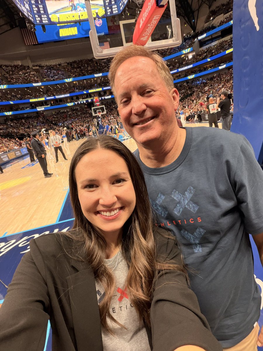 KenPaxtonTX's tweet photo. As a dad of female athletes I’ll fight to keep men out of women’s sports. Proud to be repping xx-xy with my daughter tonight. https://t.co/Bs42dHsne0