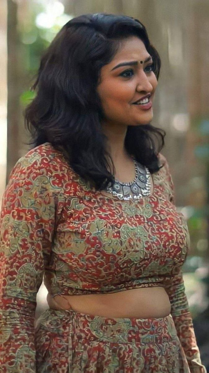 Arumugam_94's tweet photo. Tamil serial gorgeous actress Neelima. My favourite one. https://t.co/Uk7a9g3mrG