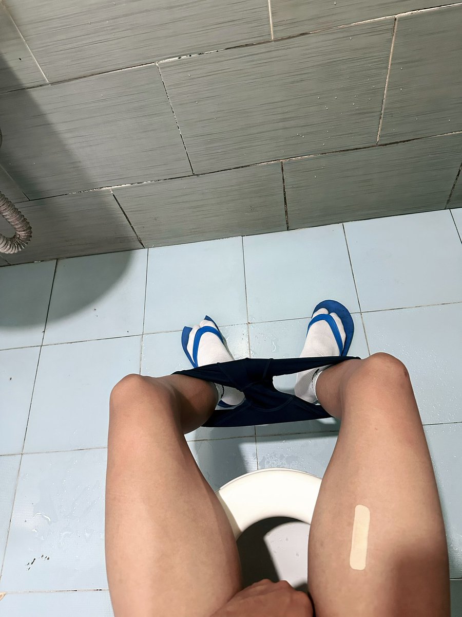 Teawoom9p0's tweet photo. Cxx.cxx bự quá phải che lại https://t.co/1fjWdhDKhF