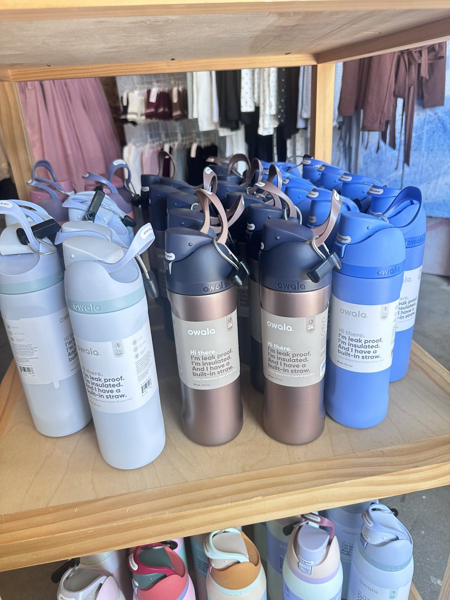 sugarplumws's tweet photo. (รับหิ้ว) Owala USA🇺🇸 

🎀 1,490-1,990฿

💒 รับมัดจำ,รับผ่อน
🚚 รอบส่งในไทย 26-27/08

#owalathailand #owala #พรีเมกา #รับหิ้วเมกา https://t.co/IcNkLUGCmO