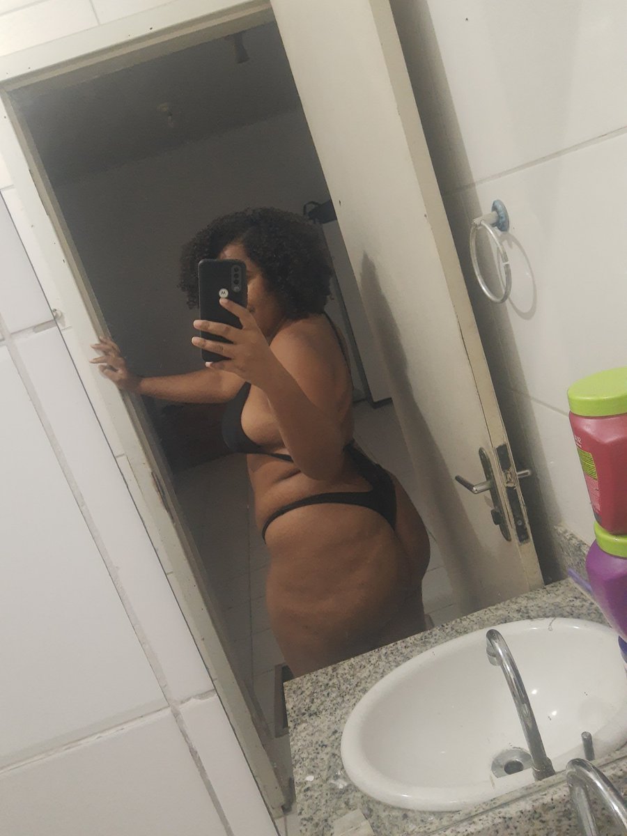 klineguezbrito1's tweet photo. 📷🍑 https://t.co/Ngzhgq8oex