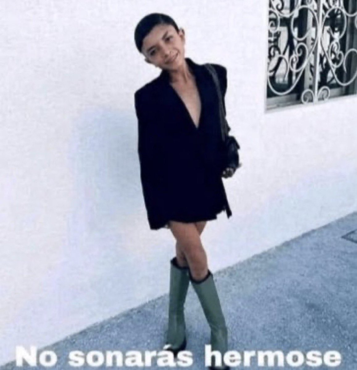 EmmaKulote's tweet photo. @mexamartin @checoflan_ Pero siempre al pendiente bb https://t.co/eFHCjux3ch