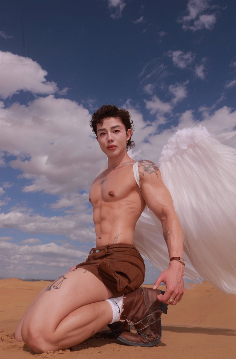 XavierLeeohh's tweet photo. which pose is your favorite 1-4? 👼
#mlm #fyp https://t.co/tw6U4zTQM8