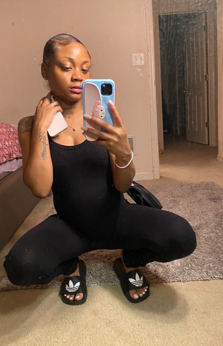 OnHeav3n202's tweet photo. HMU if u looking to link in the dmv free and mobile #dmv #dmvfreaks #dmvlinks #dmvlinkups #dmvmeets #dmvmeetups #bmorefreaks #bmoremeets #baltimorefreaks https://t.co/dcbk597yMd