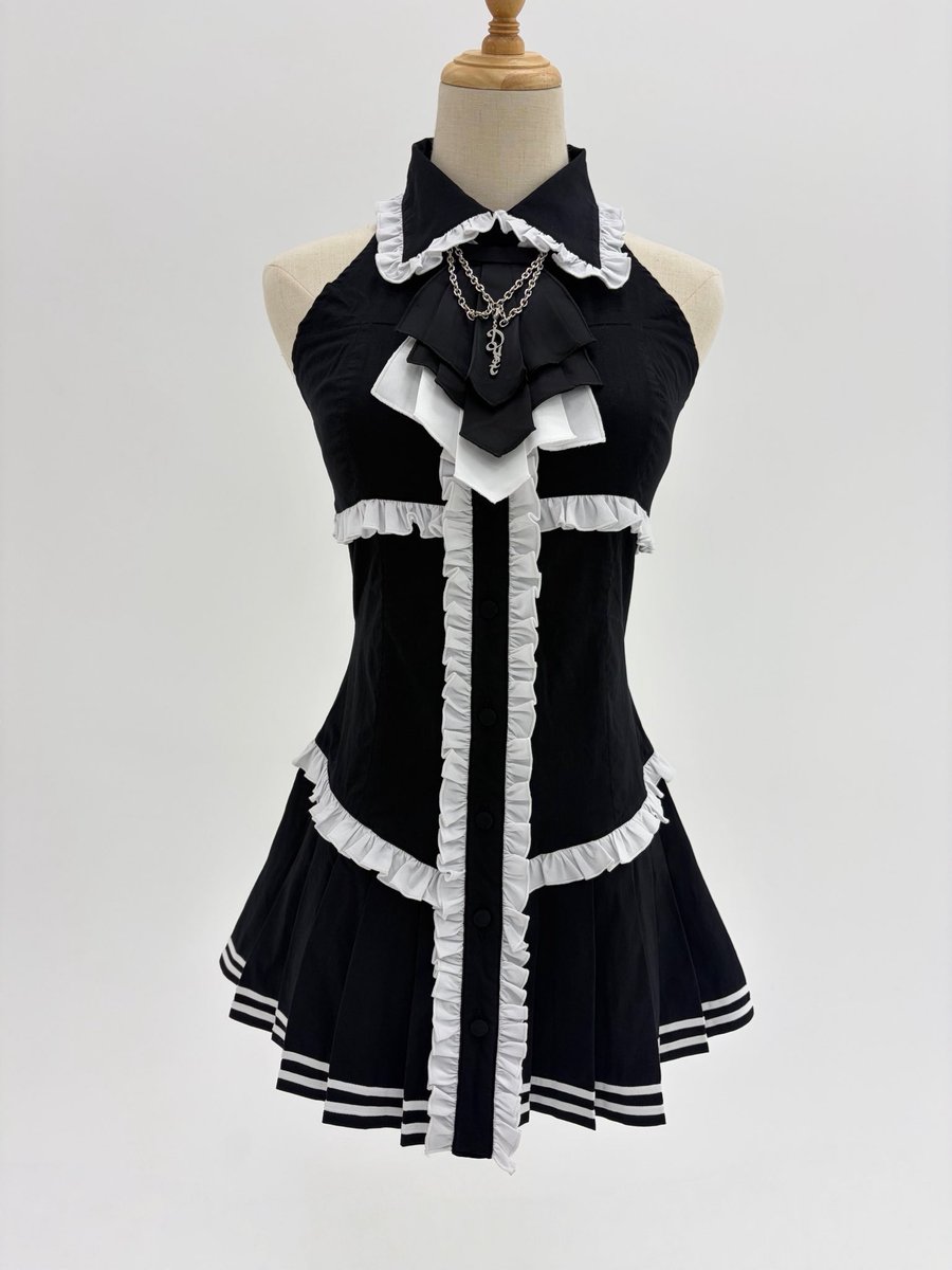 gdflaketown's tweet photo. Chain Tie Corset One-piece 🖤🌪️

チェーン付きネクタイがアクセントになったコルセット風ワンピース

ご購入は、お一人様につき各カラー2点までとさせていただきます。

8/22販売開始

#dustdevil #ダストデビル  #闇かわいい #ワンピース #越谷レイクタウン https://t.co/SmeNK20SUE
