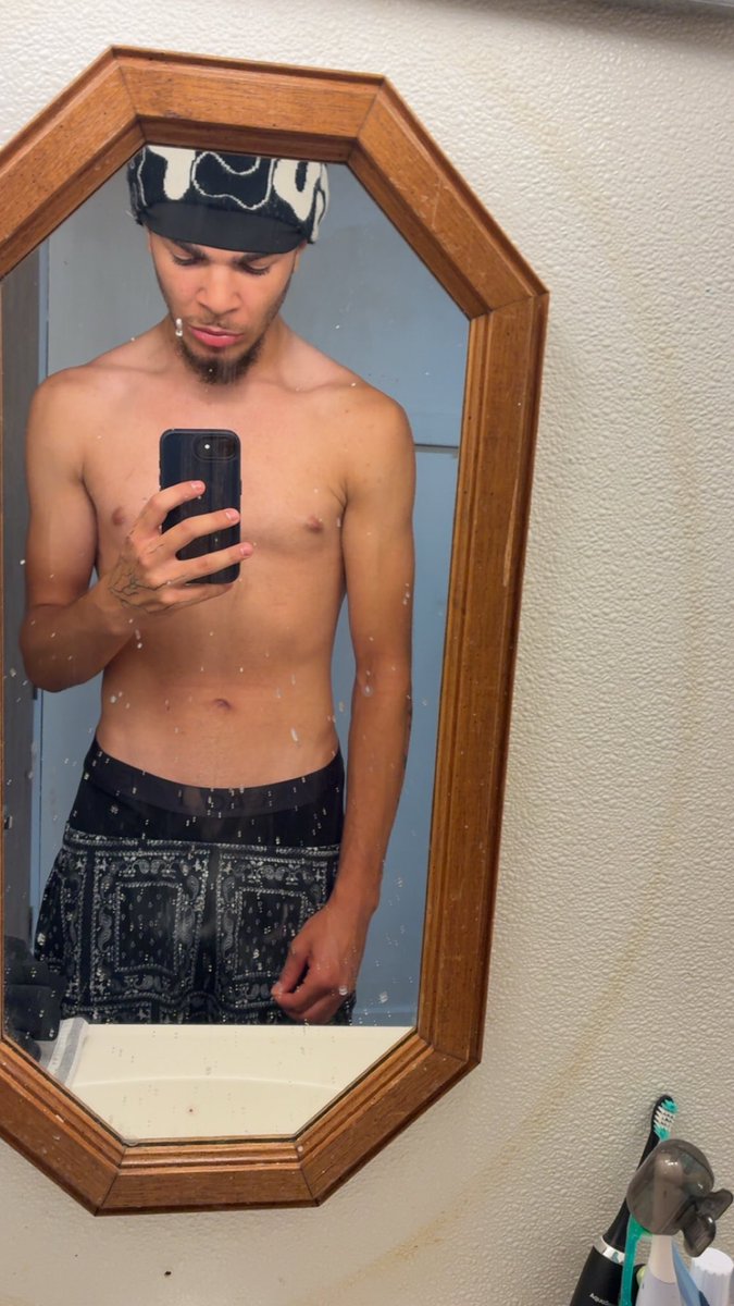 TyToosmoot38974's tweet photo. i look eatable?? #freakjawn #hmu #nsfwtwtًً #nsfwㅤㅤ https://t.co/6VSvF42vZ5
