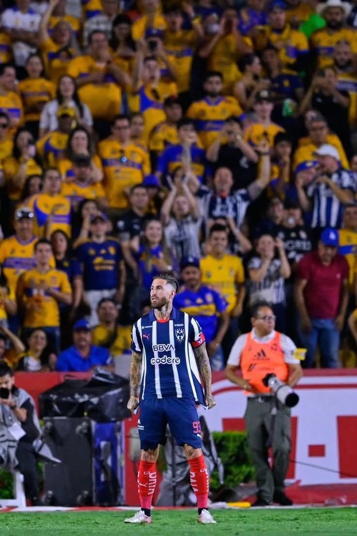 arriaga26_'s tweet photo. Que chinguen a toda su reputisima madre los Tigres del traidor de Vucetich, incluyéndolo a él. 

Desde hoy ni Rey Midas ni la madre, por mí se puede ir muchísimo a la verga. https://t.co/TG8lfuMZ9t